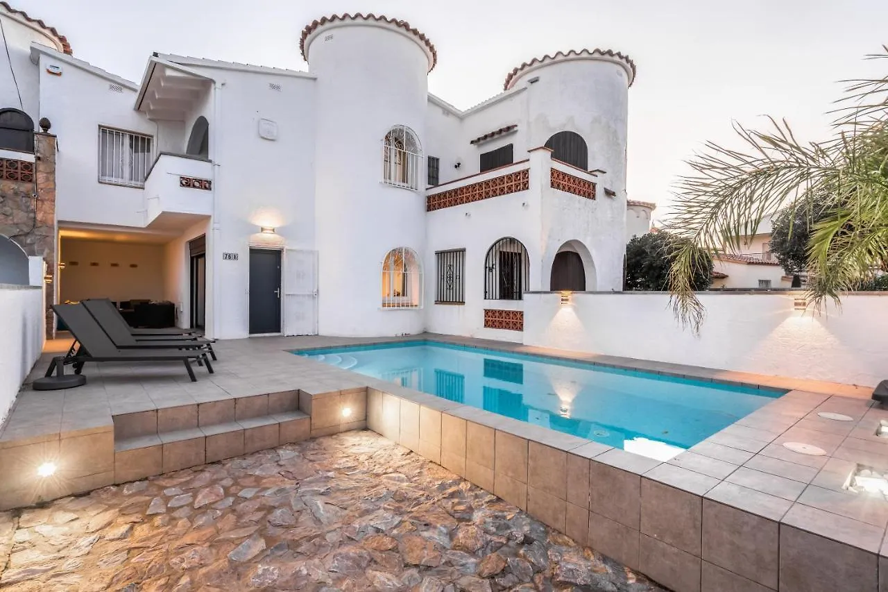 Welcs Villa 022 Emp La Morgana Con Piscina Privada Empuriabrava