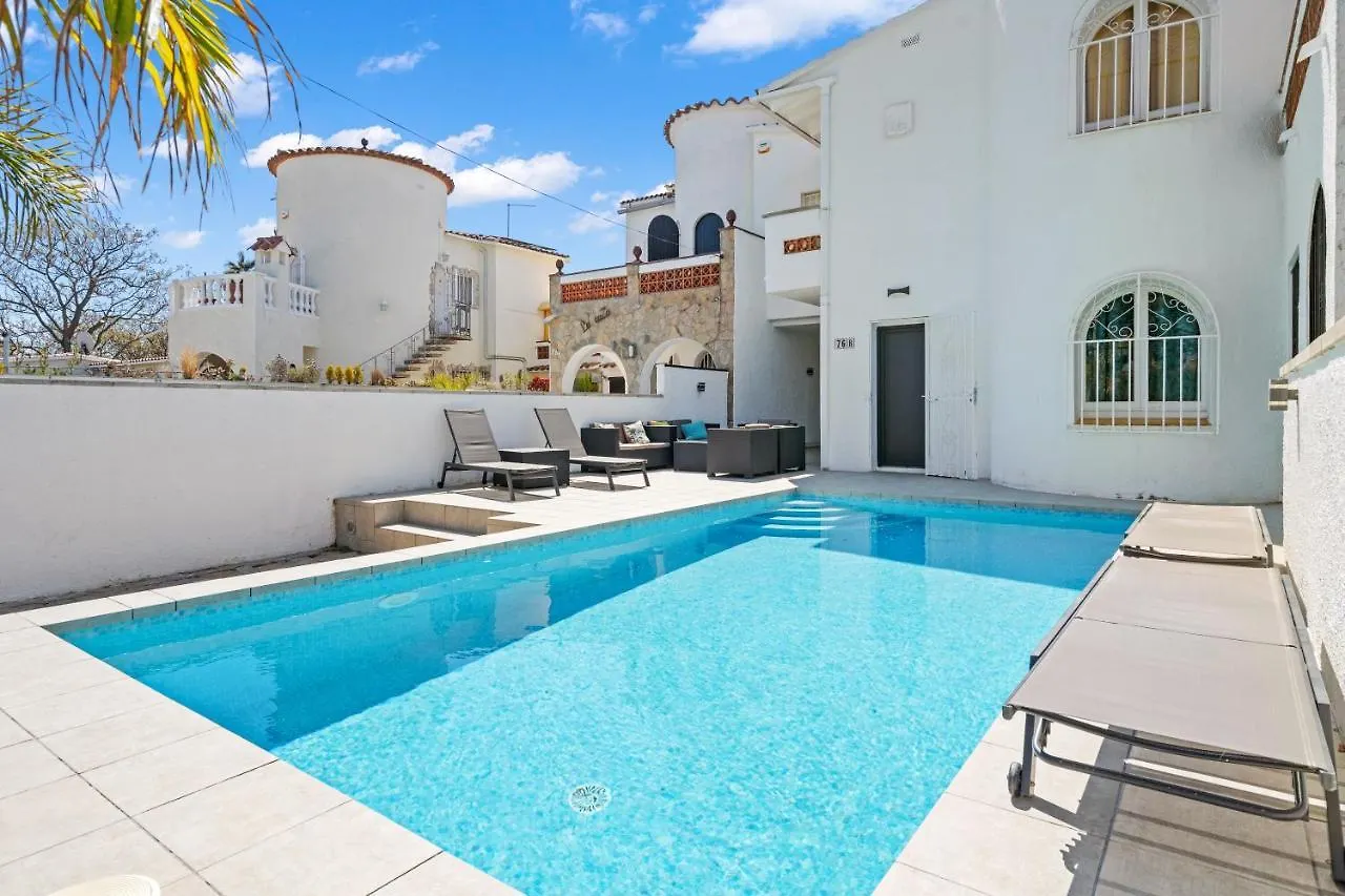 Welcs Villa 022 Emp La Morgana Con Piscina Privada Empuriabrava 0*,  Spain